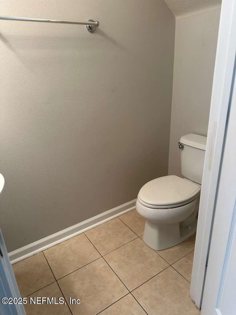 4240 Metron Dr, Jacksonville, FL 32216