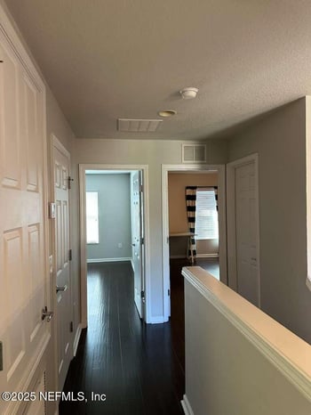 4240 Metron Dr, Jacksonville, FL 32216