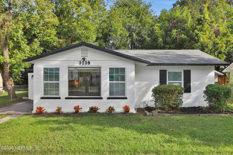 3139 Phyllis St, Jacksonville, FL 32205