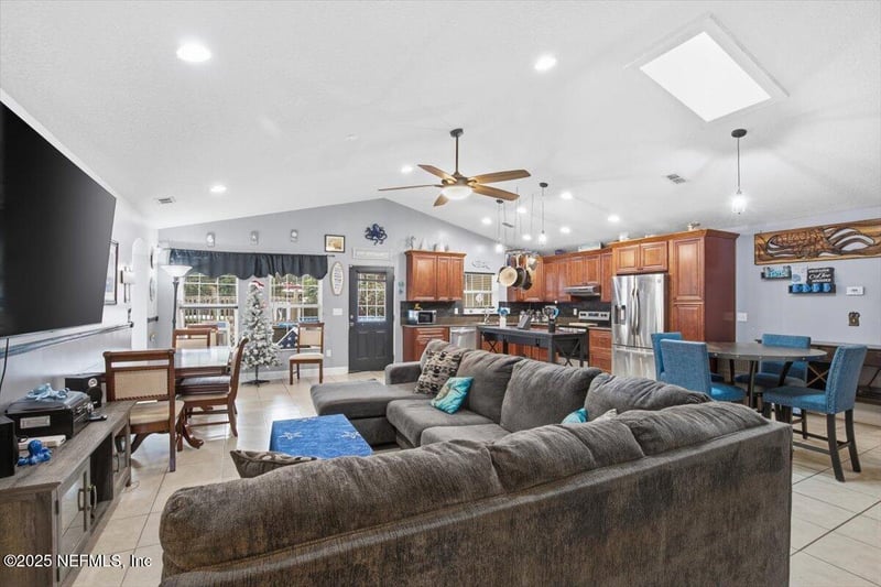 520 Rusmor St, Orange Park, FL 32073