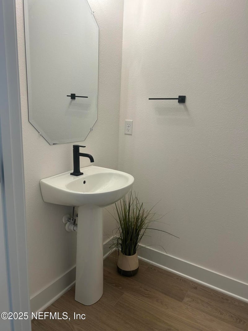 5849 Canopy Row St, Jacksonville, FL 32224