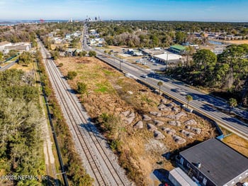 1315 8th St, Fernandina Beach, FL 32034