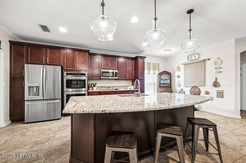 79547 Plummers Creek Dr, Yulee, FL 32097