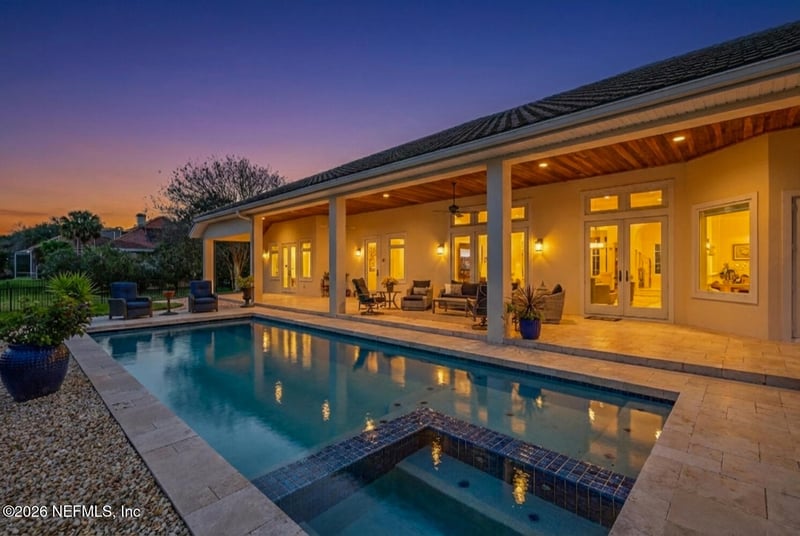 7 Capri Ct, Palm Coast, FL 32137