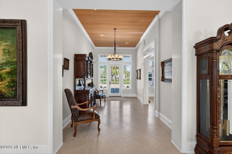 7 Capri Ct, Palm Coast, FL 32137