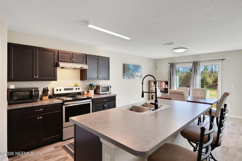 12501 Orchard Grove Dr, Jacksonville, FL 32218