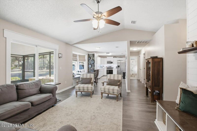 2822 Eagle Point Rd, Middleburg, FL 32068