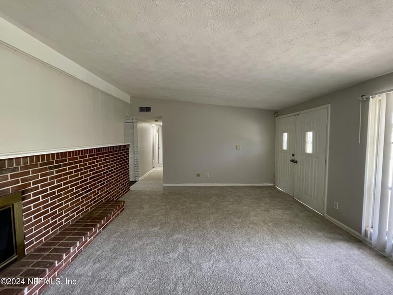 11333 Americana Ln, Jacksonville, FL 32218