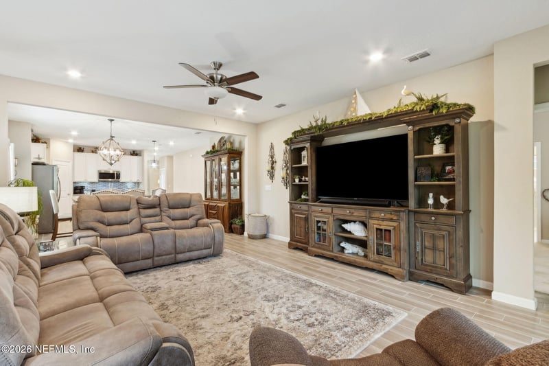 75276 Pondside Ln, Yulee, FL 32097