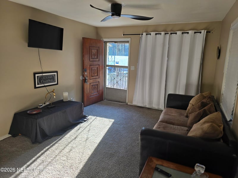 10207 Moncrief Dinsmore Rd, Jacksonville, FL 32219