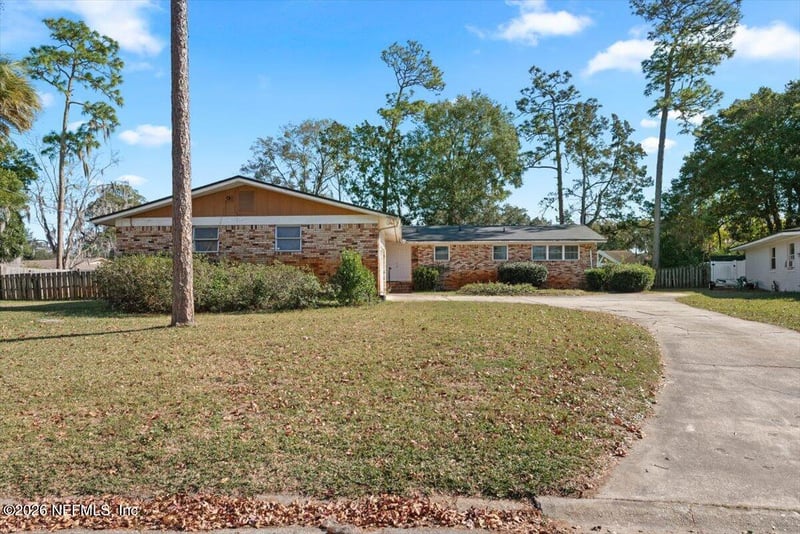 3866 San Bernado Dr, Jacksonville, FL 32217