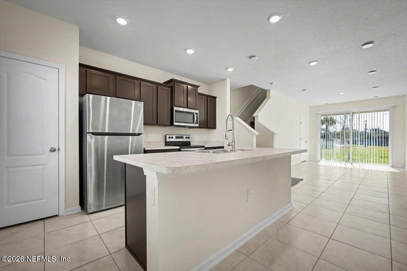 8212 Larose Rd, Jacksonville, FL 32211