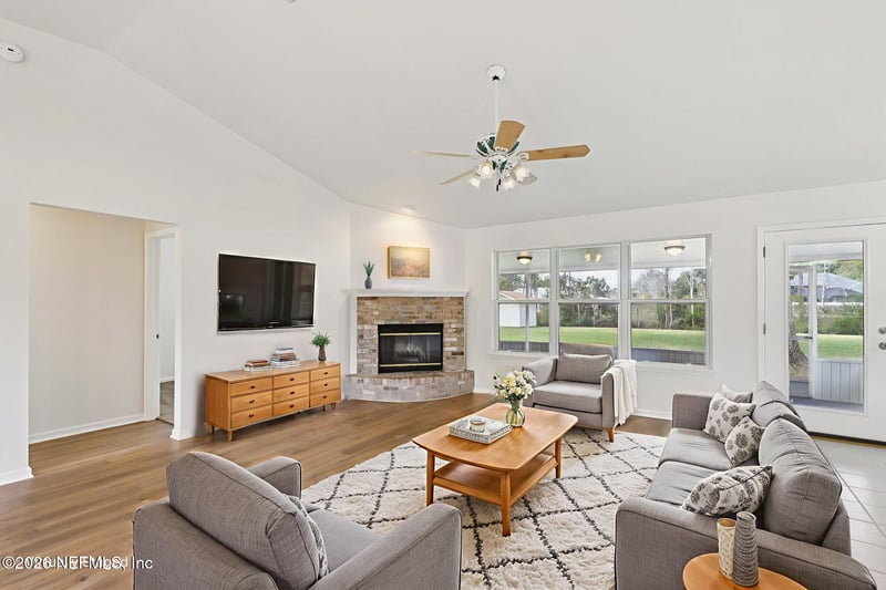 1228 Whipstick Trl, Middleburg, FL 32068