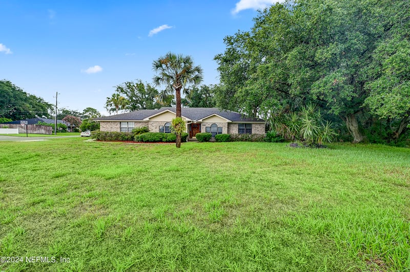 6909 Ramoth Dr, Jacksonville, FL 32226