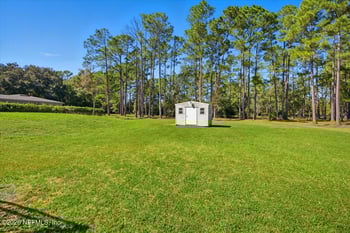 6137 Quiet Country Ln, Jacksonville, FL 32218