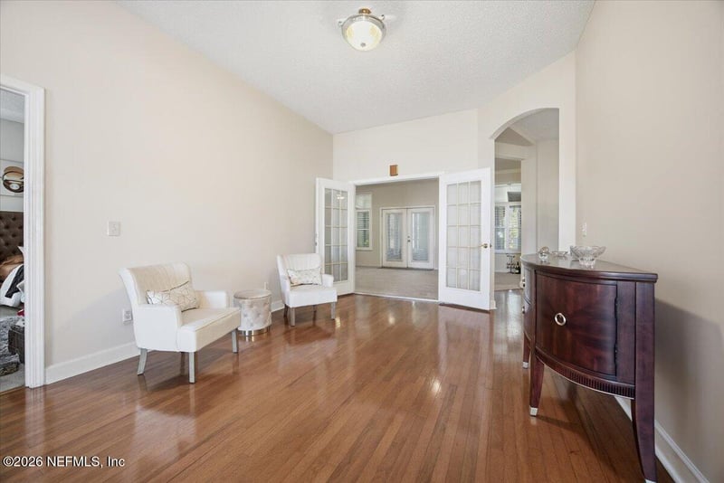 6137 Quiet Country Ln, Jacksonville, FL 32218