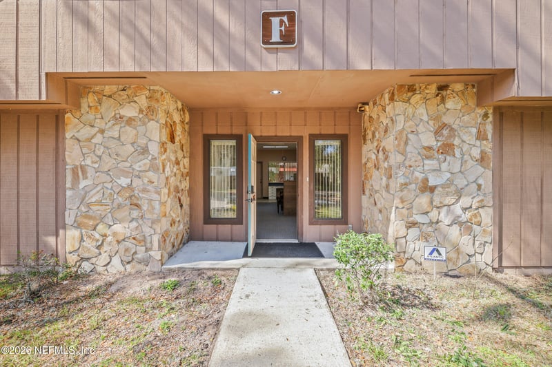 943 Cesery Blvd #F, Jacksonville, FL 32211