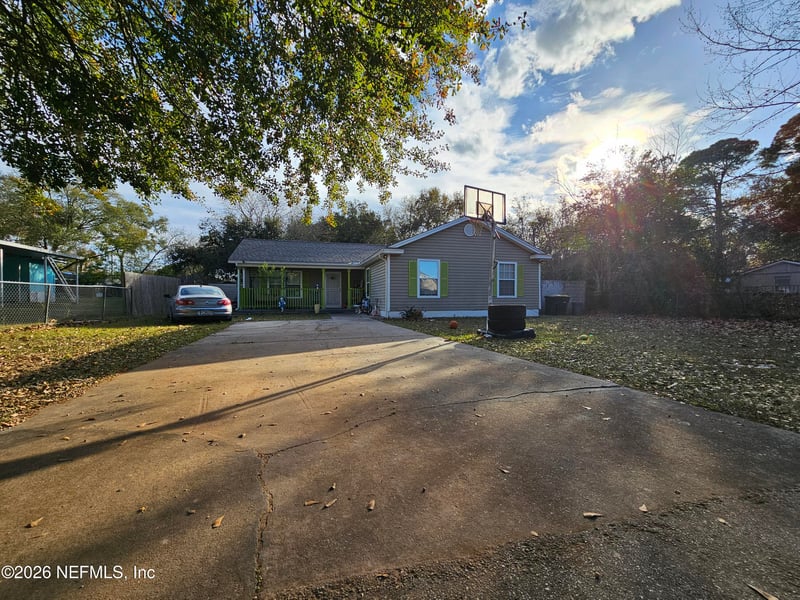 8450 Noroad , Jacksonville, FL 32210