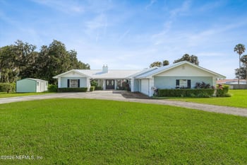 730 Park St, Crescent, FL 32112