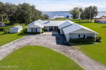 730 Park St, Crescent, FL 32112