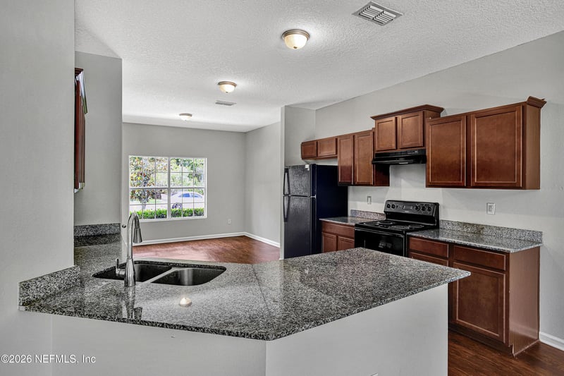 12271 Harts Rd, Jacksonville, FL 32218