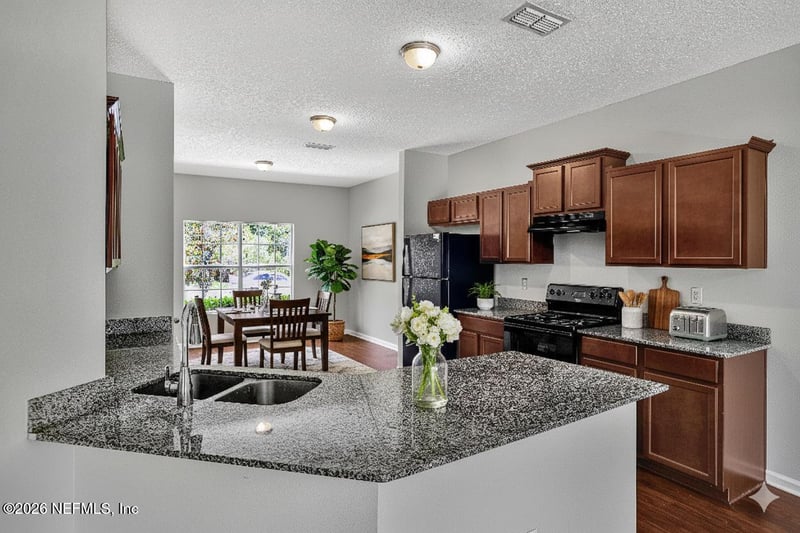 12271 Harts Rd, Jacksonville, FL 32218