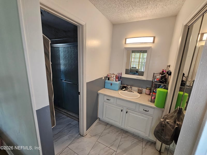 8450 Noroad , Jacksonville, FL 32210