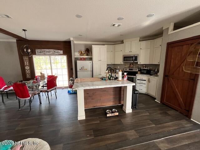 118 Lariat Dr, Florahome, FL 32140