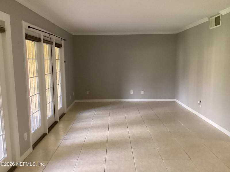 3913 Mission Dr #7, Jacksonville, FL 32217