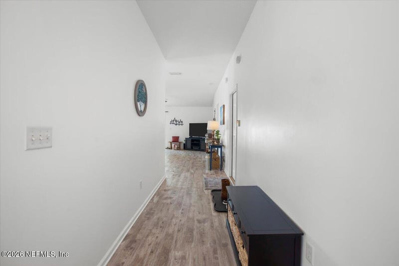 1691 Hawkins Cove Dr, Jacksonville, FL 32246