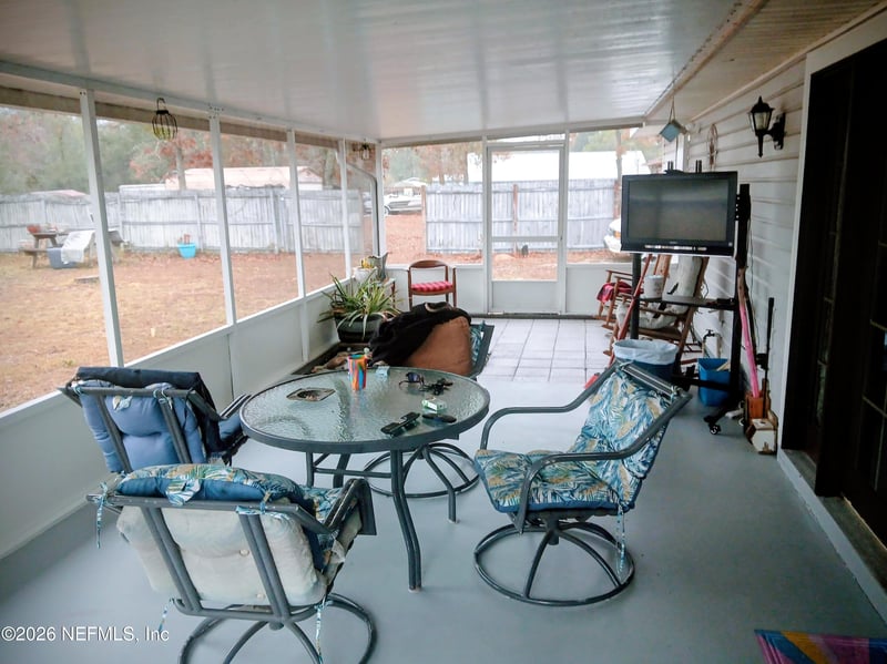 115 Crestwood Dr, Interlachen, FL 32148