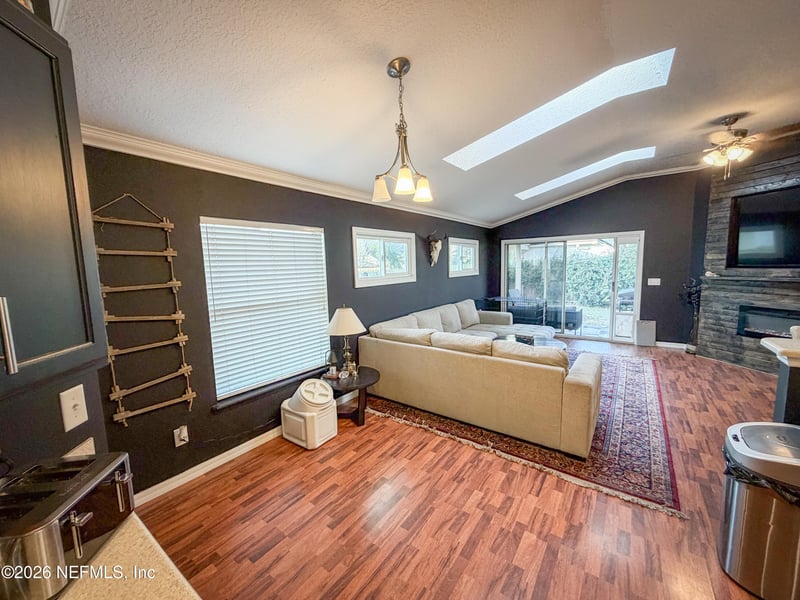 12851 Winthrop Cove Dr, Jacksonville, FL 32224