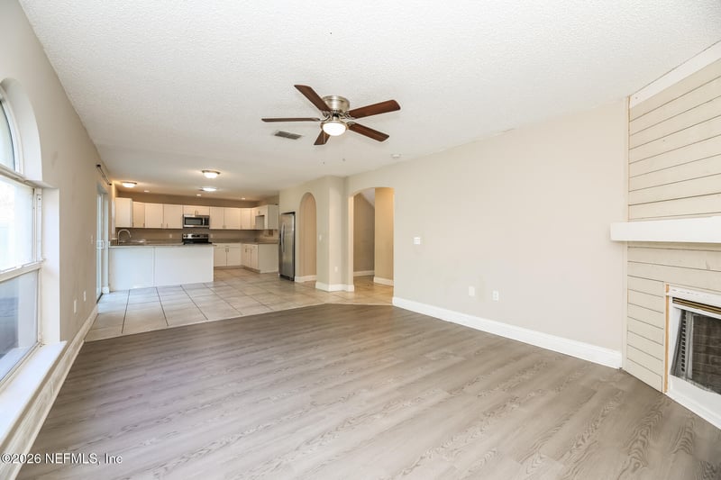 2652 Sunrise Ridge Ln, Jacksonville, FL 32211