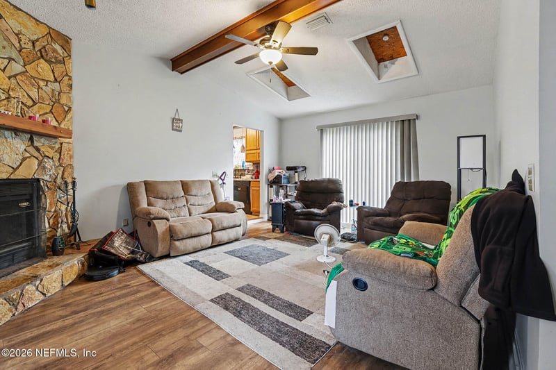 4661 Hedgehog St, Middleburg, FL 32068