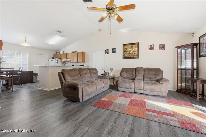 2249 Dumfries Cir, Jacksonville, FL 32246