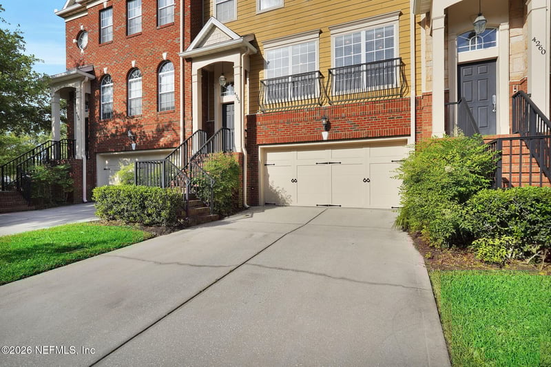 4262 Studio Park Ave, Jacksonville, FL 32216