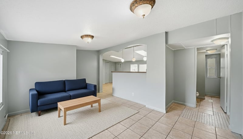 3692 Starratt Rd, Jacksonville, FL 32226