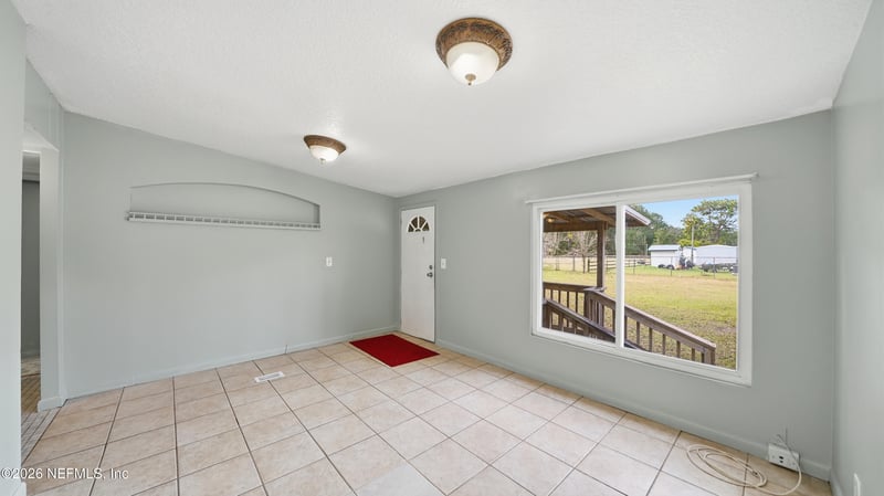 3692 Starratt Rd, Jacksonville, FL 32226