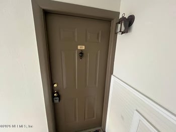 5811 Atlantic Blvd #10, Jacksonville, FL 32207