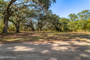 991 Peace Lily Ln, Bryceville, FL 32009