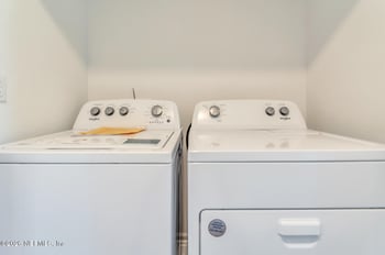 8337 Asteroid St, Jacksonville, FL 32256