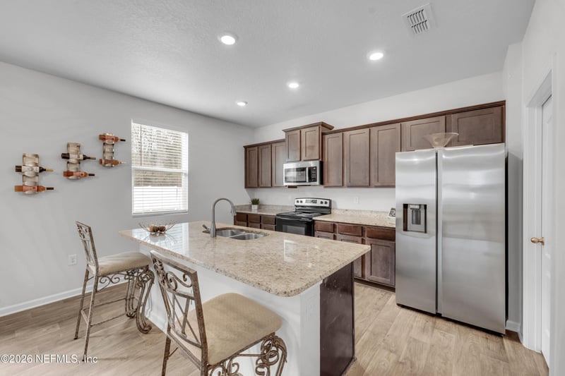 7004 Sandle Dr, Jacksonville, FL 32219