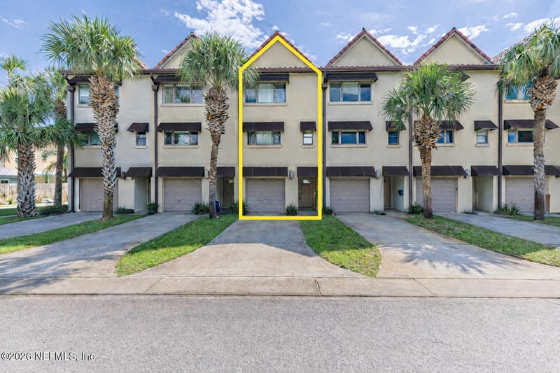 445 8th Ave #D, Jacksonville Beach, FL 32250
