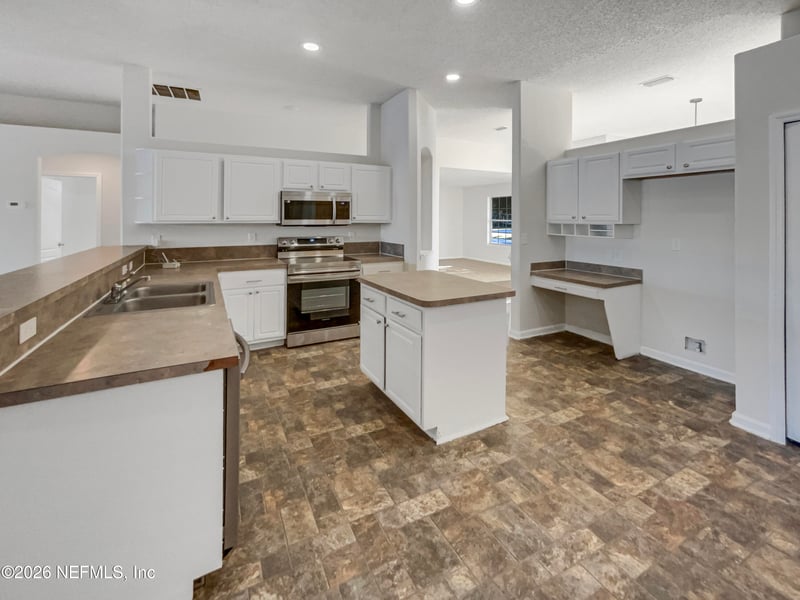 6891 Clinton Corners Dr, Jacksonville, FL 32222