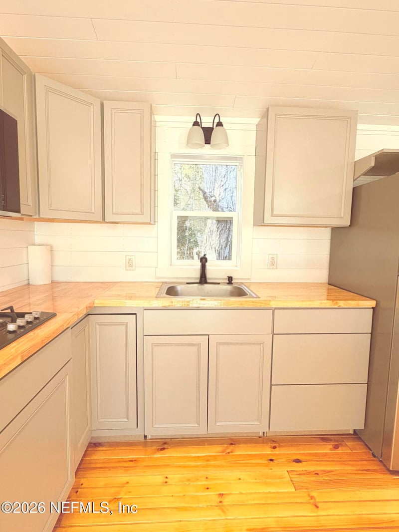 1270 County Road 241, Lulu, FL 32061