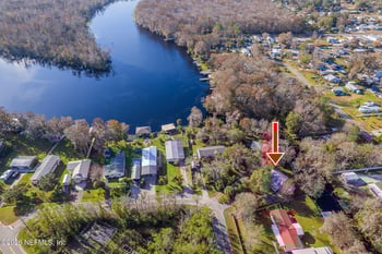 321 Paradise Cir, Satsuma, FL 32189