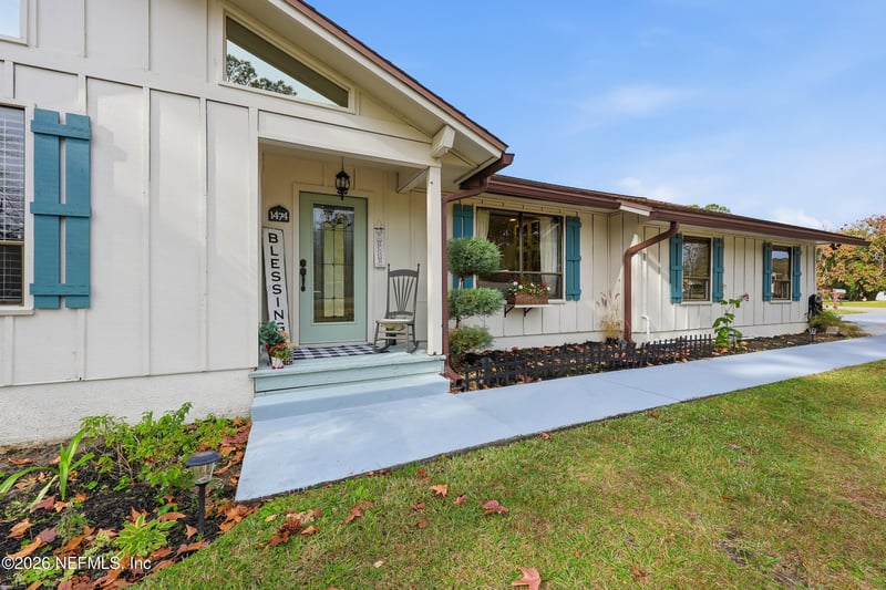 1474 Lakewood Dr, St Johns, FL 32259