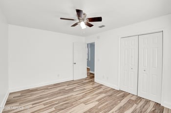 406 Cranes Landing Ct, Jacksonville, FL 32216