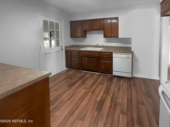 6344 Bartholf Ave, Jacksonville, FL 32210