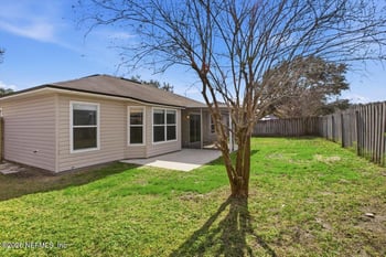 1472 Redbird Creek Dr, Jacksonville, FL 32221